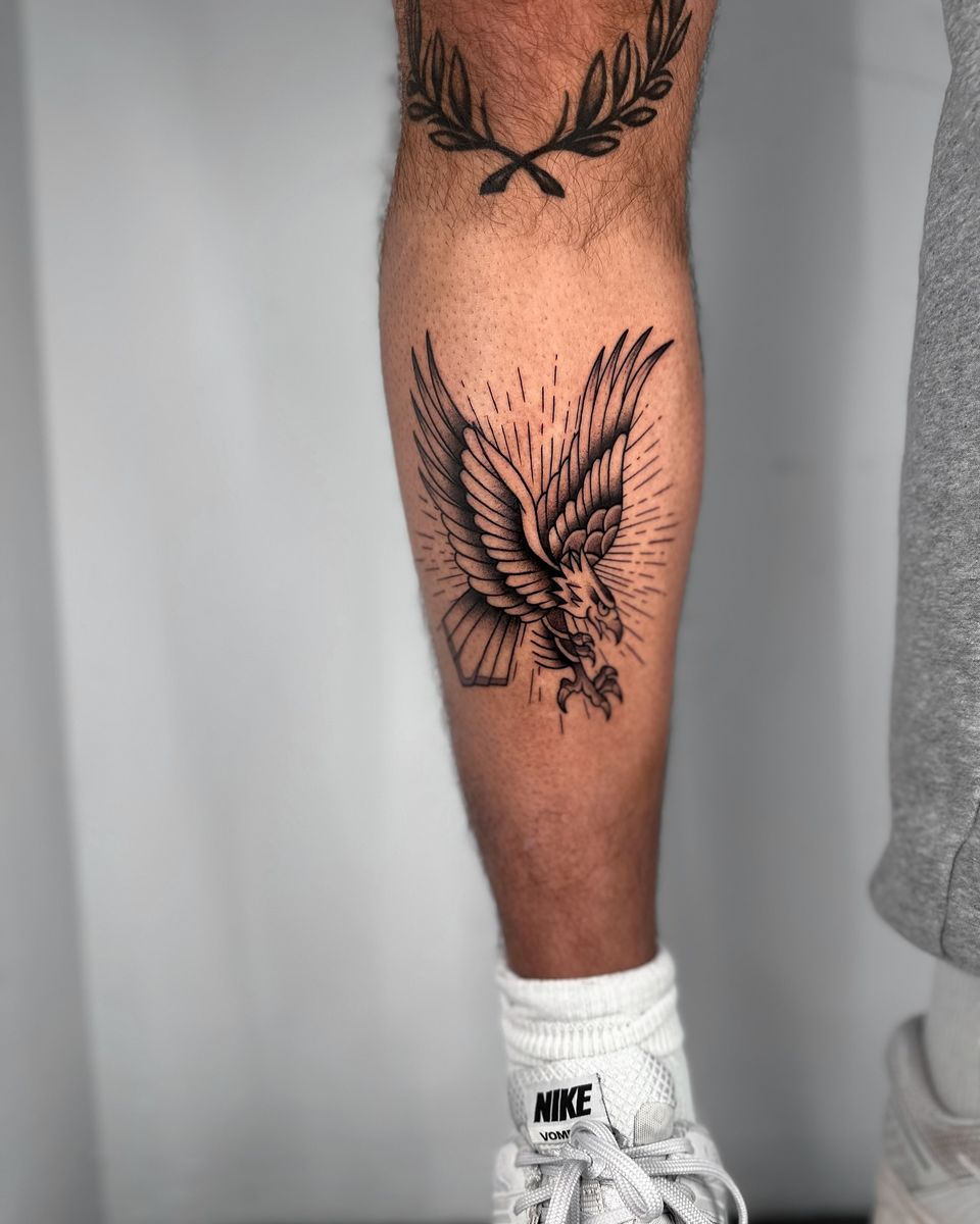 freedom in the soul, eagle on the leg🦅 . . . #dusseldorf #essen #duisburg