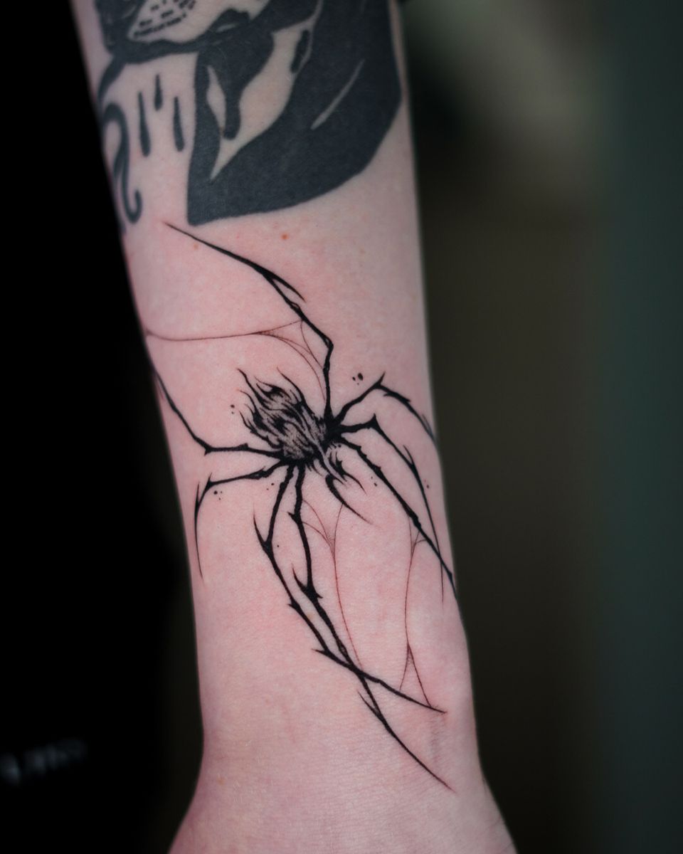 Black abstract spider🕷️