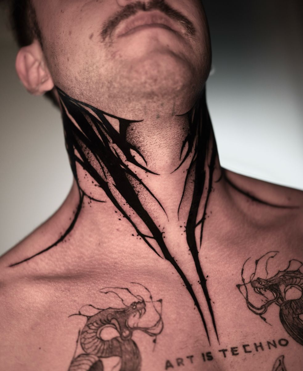 Brutal neck tattoo 🖤  #abstracttattoo #darktattoos #blacktattoo #tribaltattoo #tattoogermany